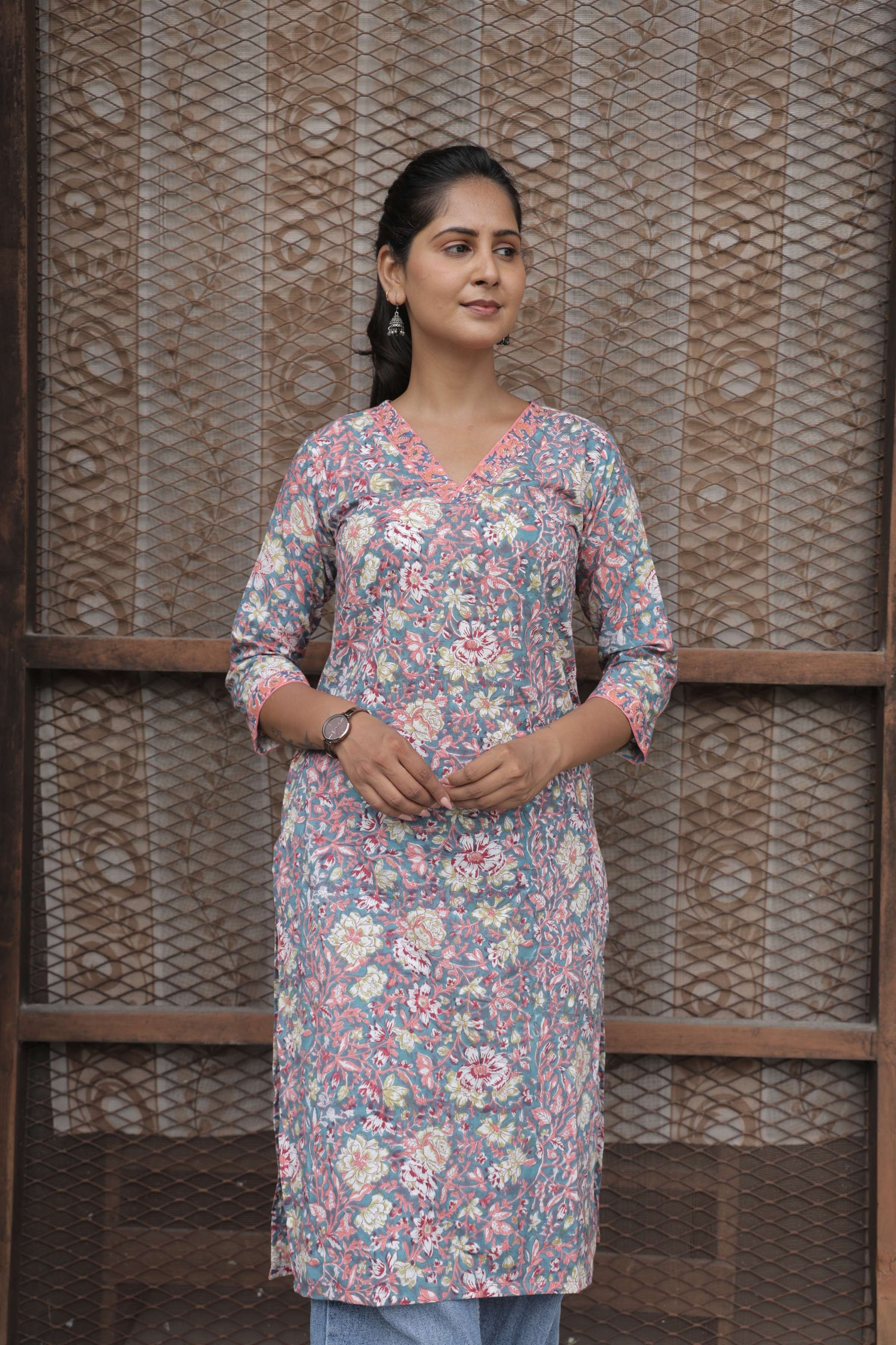 Neelam-Gul V-Neck straignt kurti