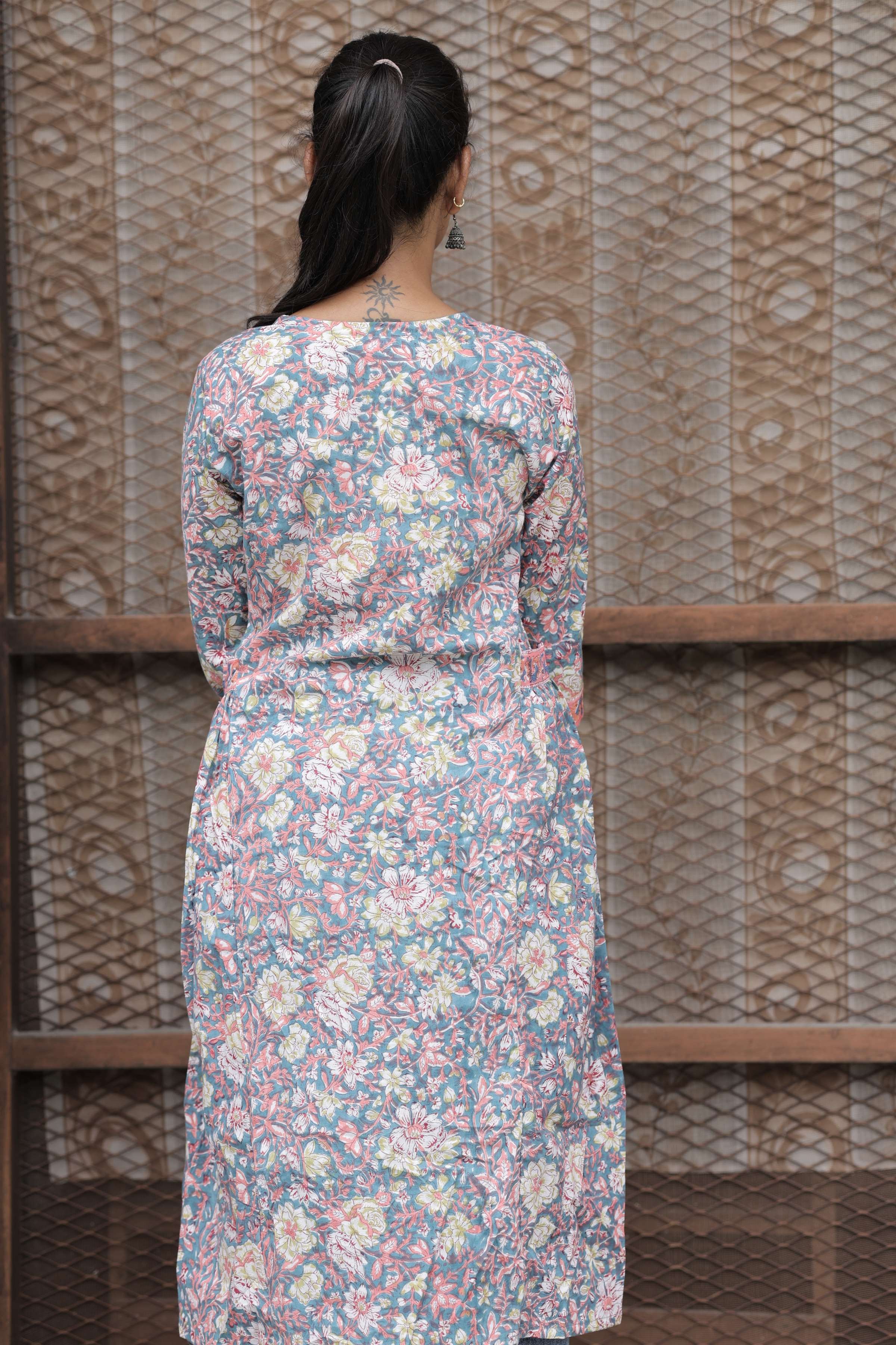 Surkh-Jaal Gathered Kurta