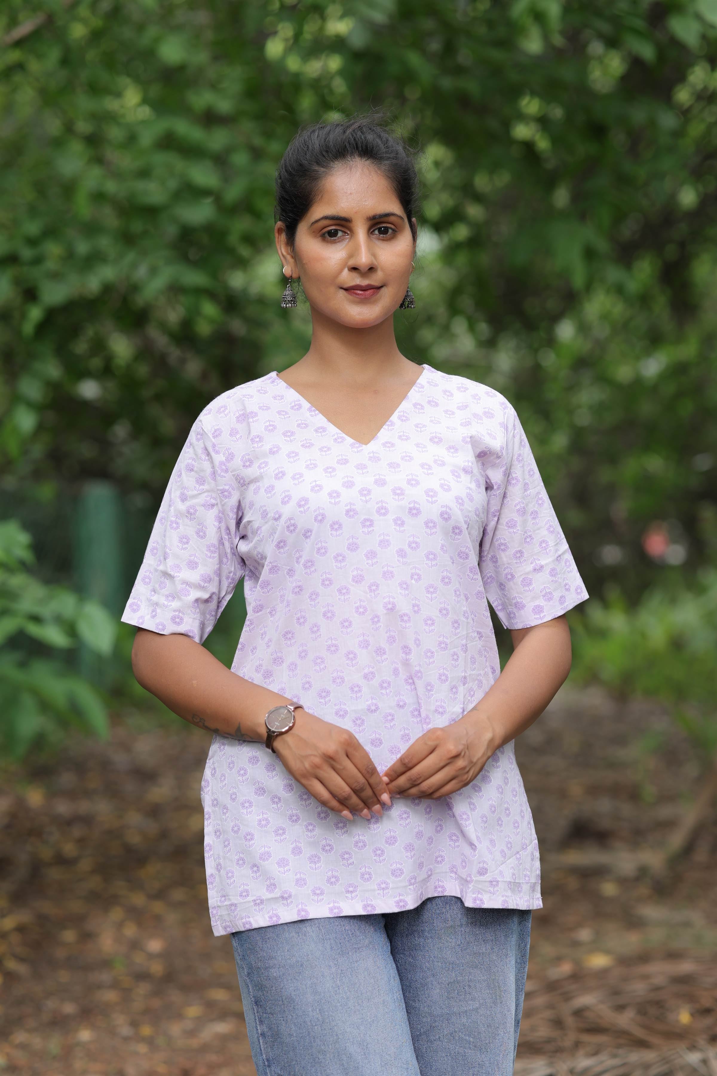 Women’s Printed Cotton V-Neck Short-Sleeve Top