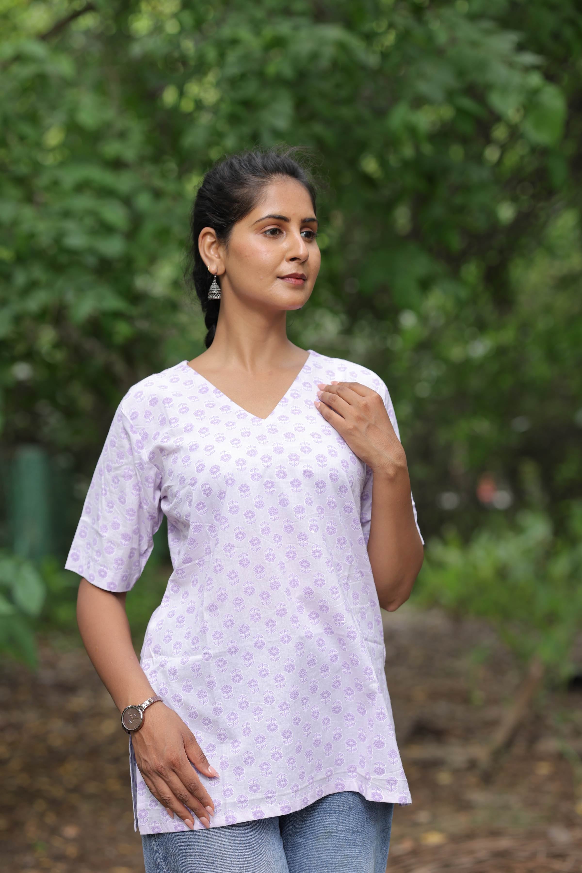 Women’s Printed Cotton V-Neck Short-Sleeve Top