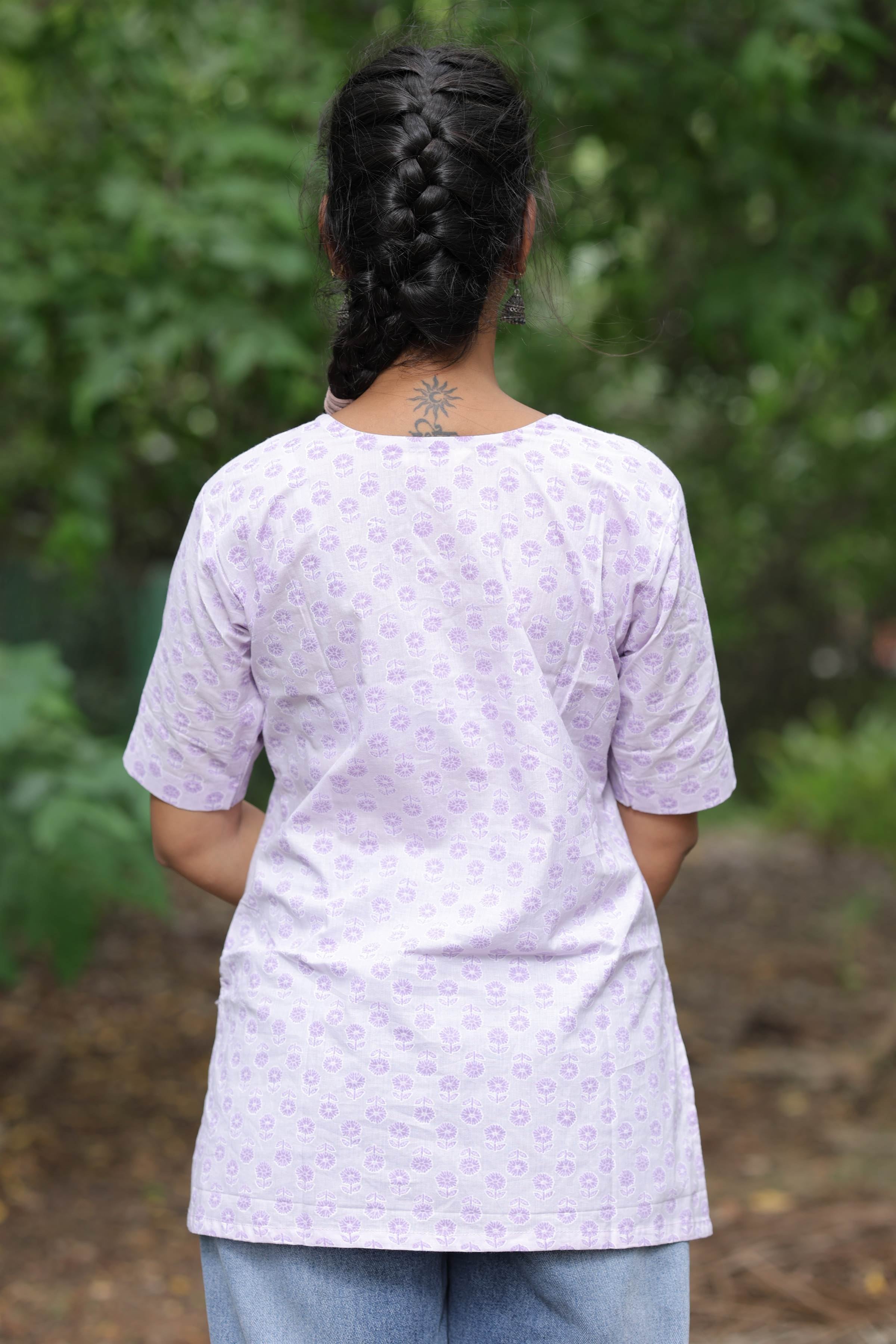 Women’s Printed Cotton V-Neck Short-Sleeve Top