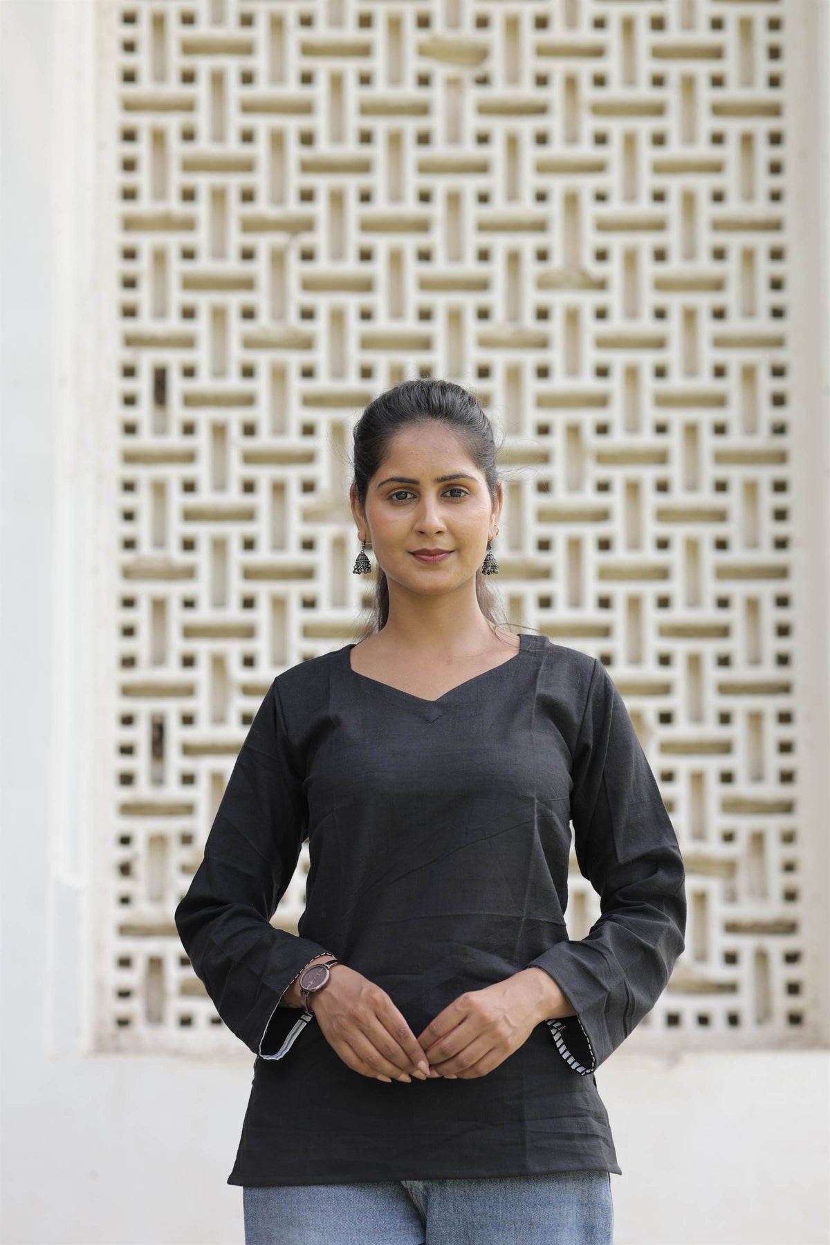 Women’s Black Cotton Slub V-Neck Full-Sleeve Top
