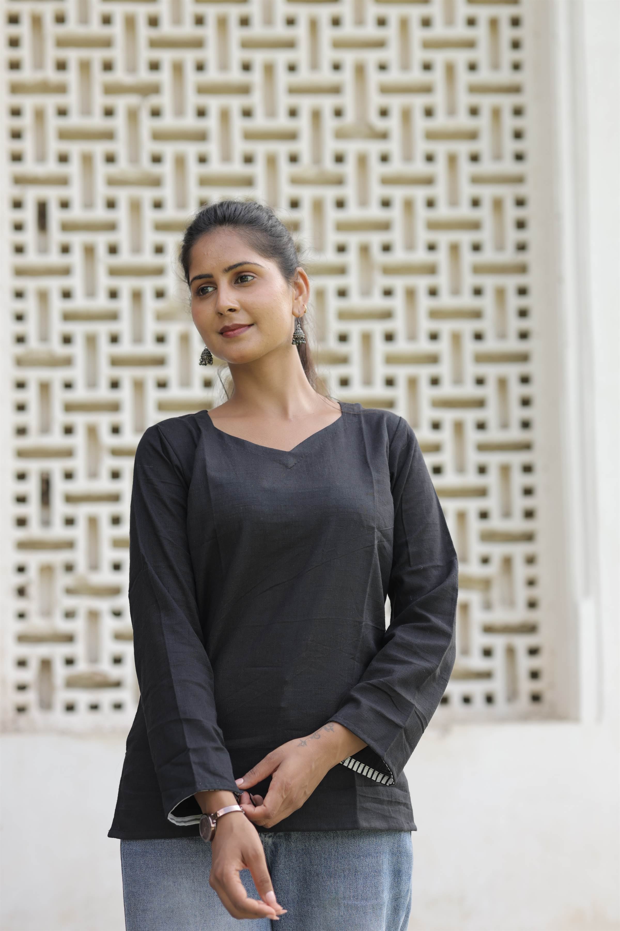 Women’s Black Cotton Slub V-Neck Full-Sleeve Top