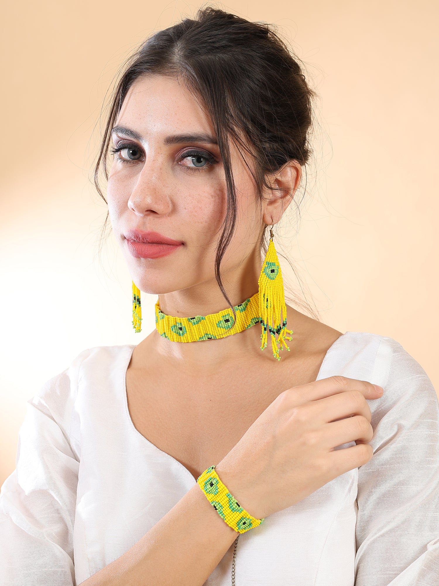 Avacado Choker Set