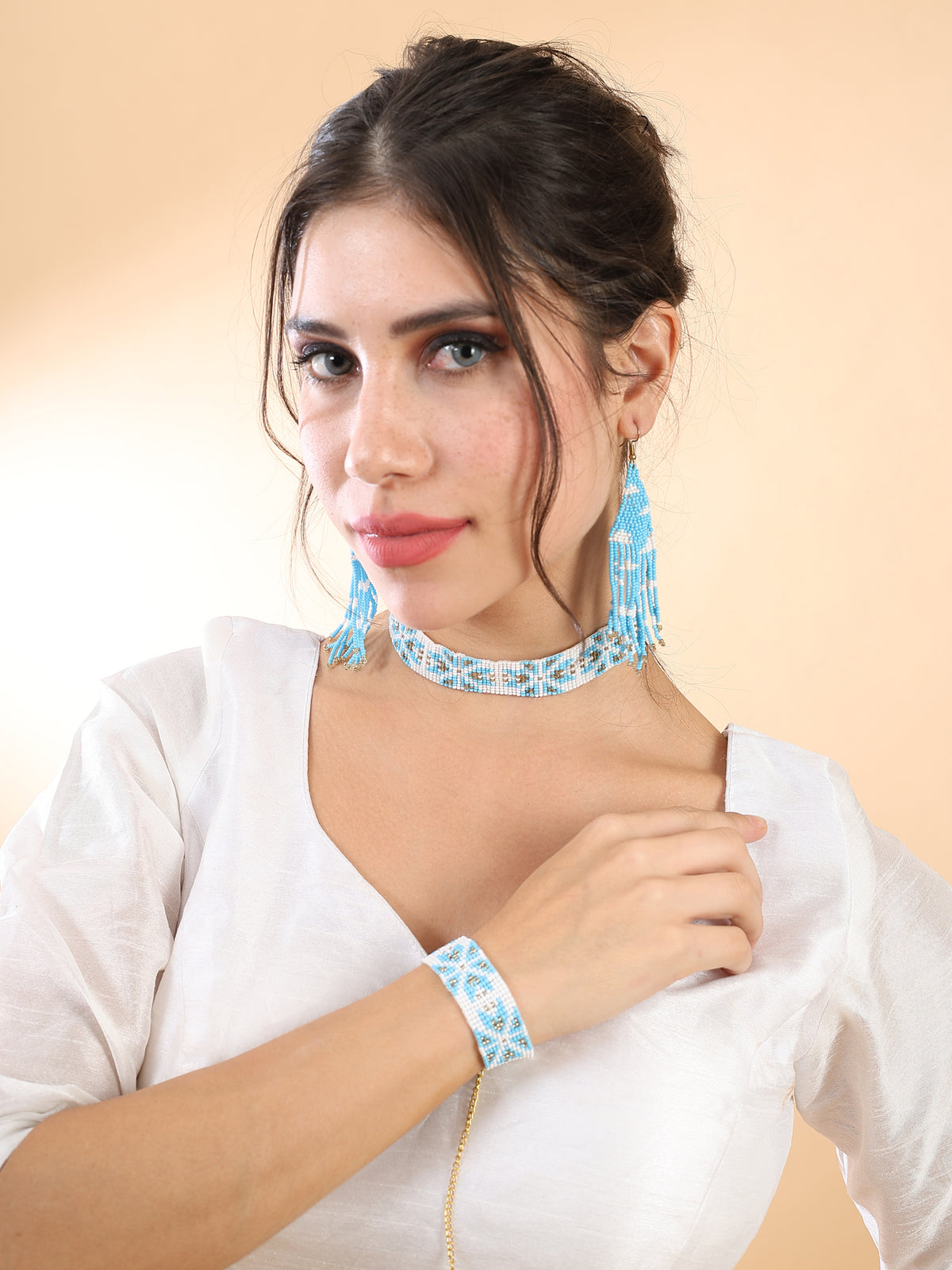 Cloudy Sky Choker Set